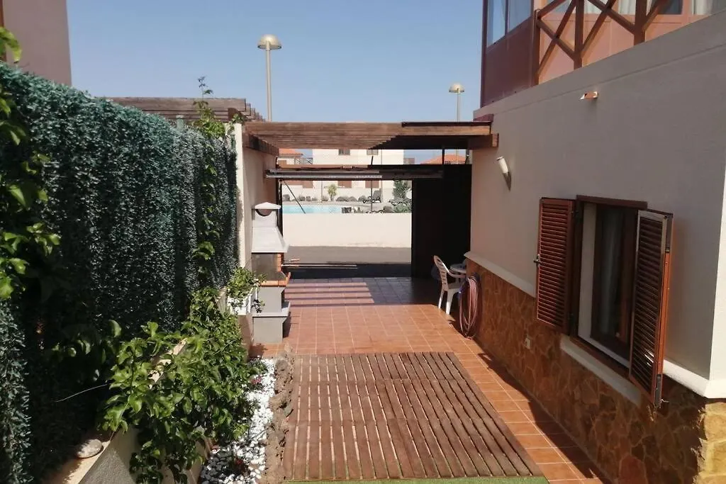 Fuertedreams Villa La Oliva